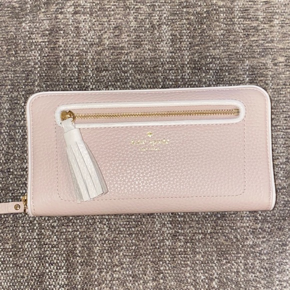 Kate Spade Wallet - Picture 2 of 7